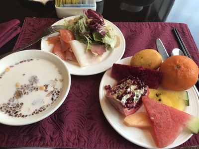 北京瑞吉餐饮简报早餐的水果区