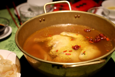 饮食北京|吃打边炉吃出温情--小红袍