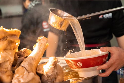 安徽老字号 东岗楼老王牛肉汤 合肥首店开业