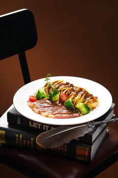 北京烤鸭 中华美食的璀璨明珠