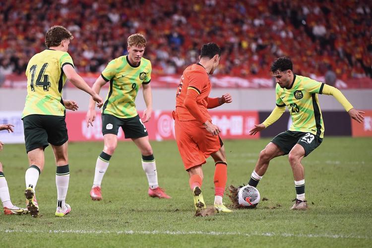 足球报：国足和U23国足3月份大概率合并，前往澳大利亚参赛